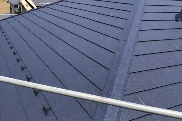 屋根カバールーフ工事